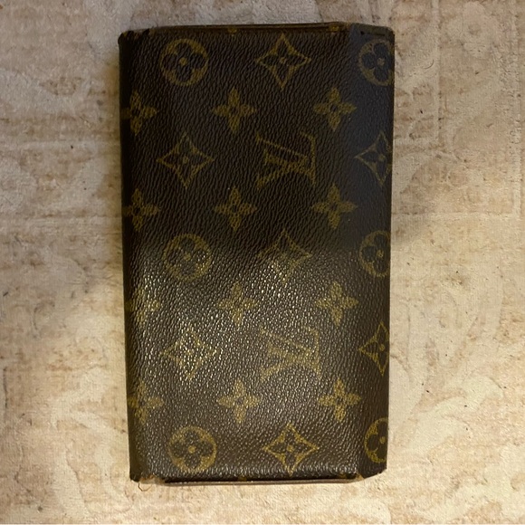 Louis Vuitton Monogram Wallet! - Picture 6 of 8